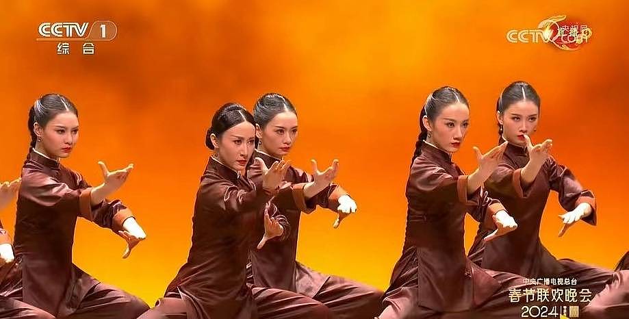 央视春晚收视率出炉，刘谦魔术称霸，迪丽热巴舞蹈颜值与流量齐飞（组图） - 18