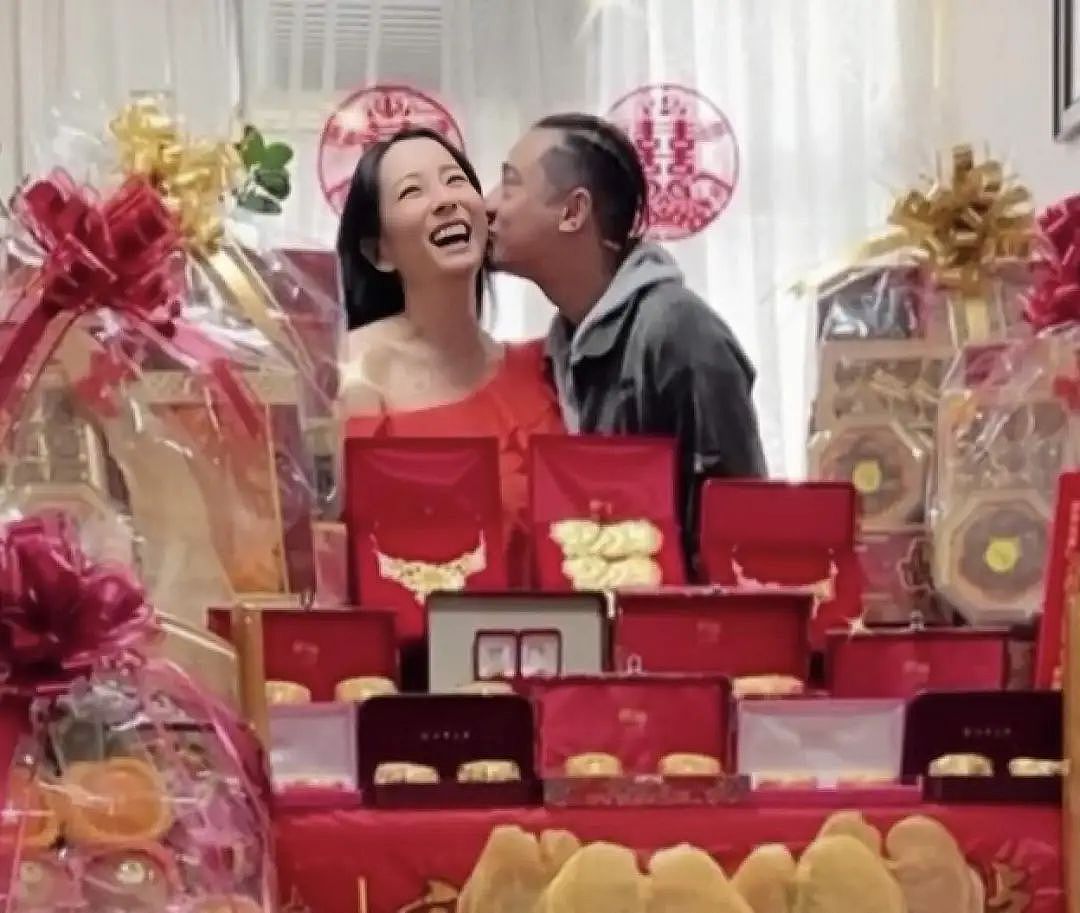 恭喜！TVB知名港姐女星晒照宣布结婚，打工仔男友送出价值六位数大礼（组图） - 2