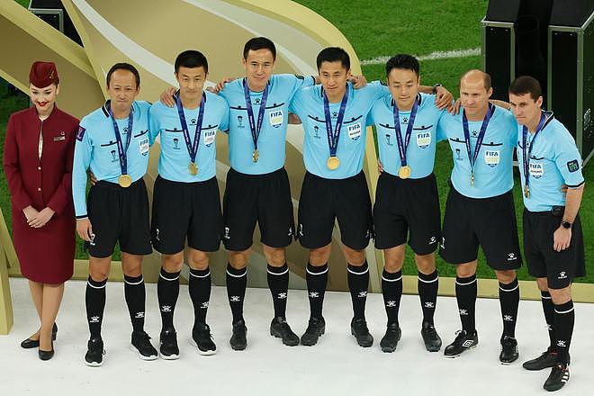 卡塔尔卫冕亚洲杯冠军，决赛中三判点球的马宁：中国足球裁判实现了小目标（组图） - 1