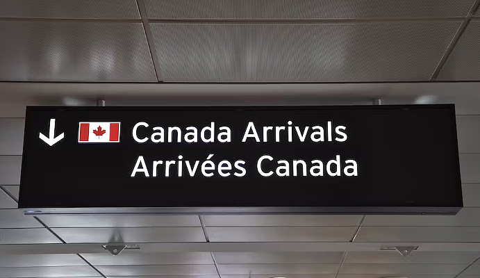 加拿大入境限制大收紧！华人落地被勒令14天离境，还有网友入境旅游遭遇连环盘问...（组图） - 3