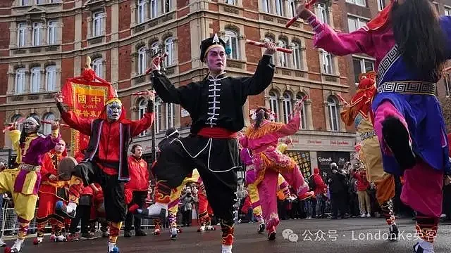 伦敦50万人上街庆中国新年，迎全欧洲最大春节庆典（组图） - 6