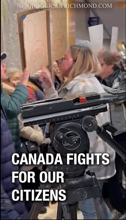 大批华人反对建毒品注射屋，加拿大白人女子高喊：滚回香港去（视频/组图） - 1