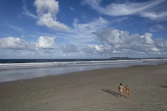 澳洲知名裸体海滩恐将不保 ！千名支持者连署捍卫“裸泳权”（组图） - 4