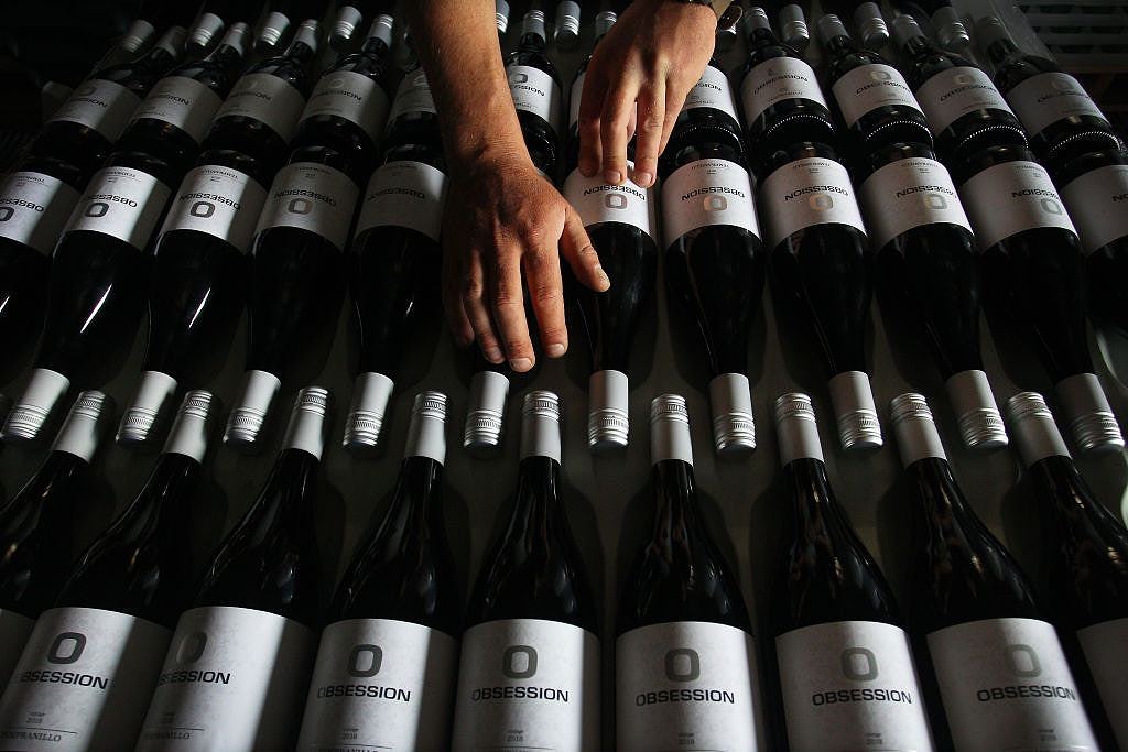 路透社：澳企将大批葡萄酒运往香港，料北京下月取消关税（组图） - 2