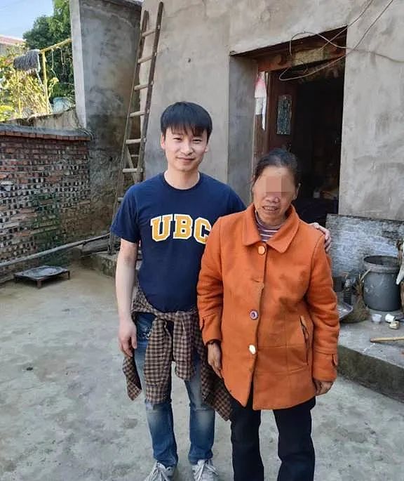 华人博士3岁走失被荷兰夫妇领养，寻亲17年终见生母，时隔30年回国（组图） - 3
