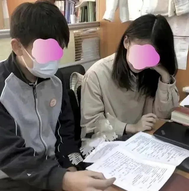 辣眼睛！上海女教师出轨16岁男生事件后续，更多聊天记录与私照曝光（组图） - 16