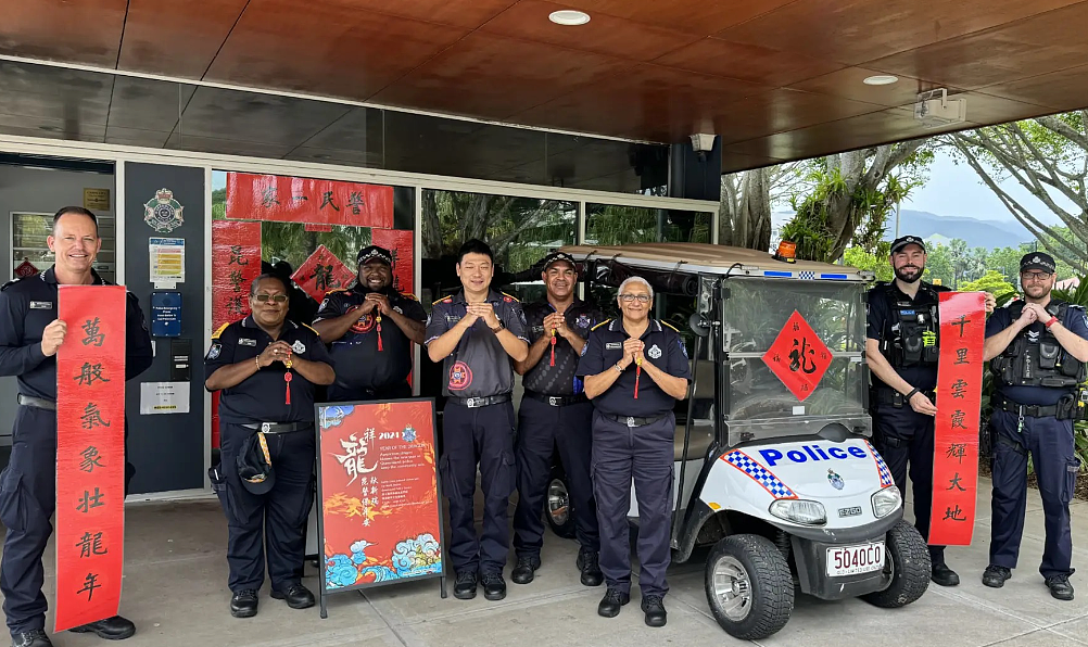 这个春节，澳洲警局火“出圈”！大门居然贴对联，横批“警民一家”！华人网友：去打卡（组图） - 5