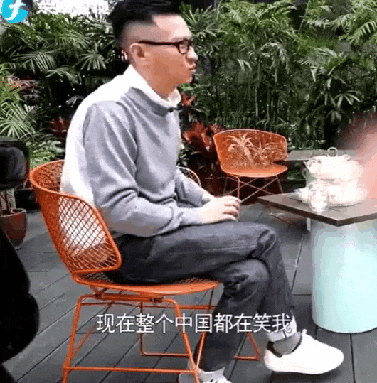 港圈最后一个影帝：58岁身材堪比彭于晏，宠妻甜遍全网（视频/组图） - 11