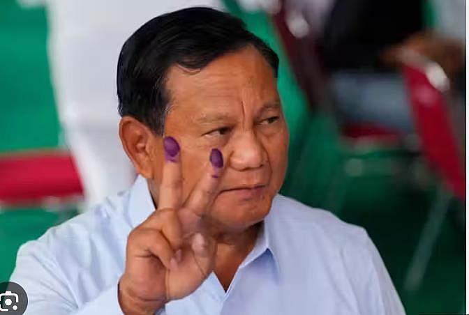 选票全靠人工一张一张数，印尼大选“累死”84名选务人员：2.05亿选民在6小时内完成投票，用大象快艇运选票（组图） - 4