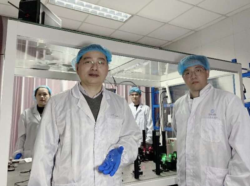 中国科学家历时7年开发“超级光盘“，全球首次突破（组图） - 2