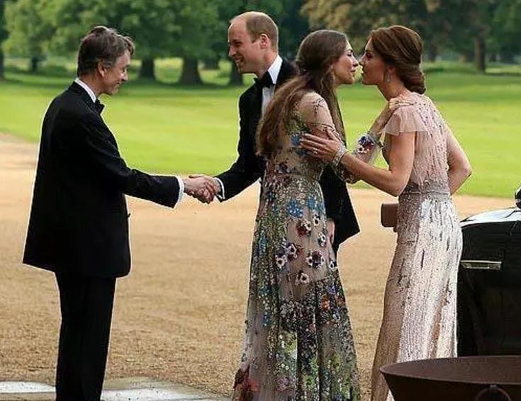 英国皇室又出丑闻！威廉王子被曝长期出轨，凯特患上绿色癌症（组图） - 17