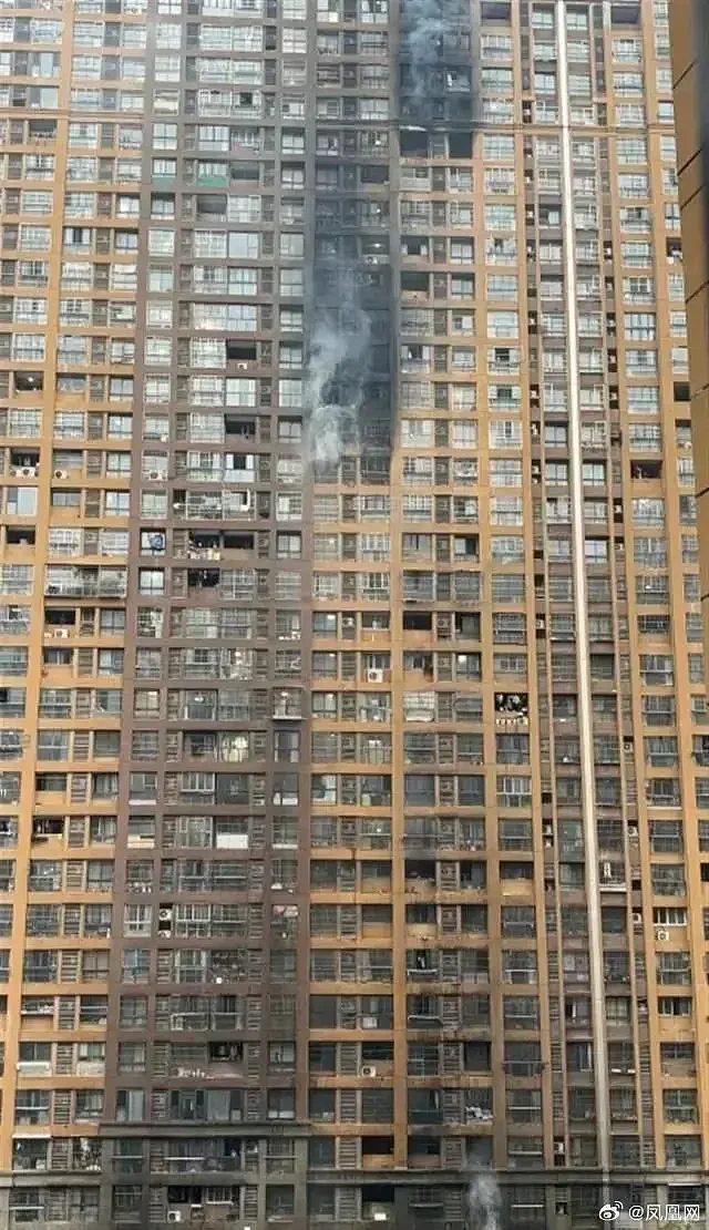 南京火灾下的窒息评论：鸽子楼，贫民窟，幸亏我家是别墅（组图） - 1