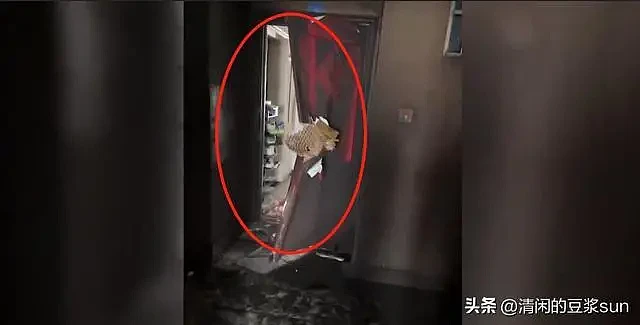 南京失火小区居民回家寻贵重物，曝出楼内照片，网友看完倒吸凉气（组图） - 6