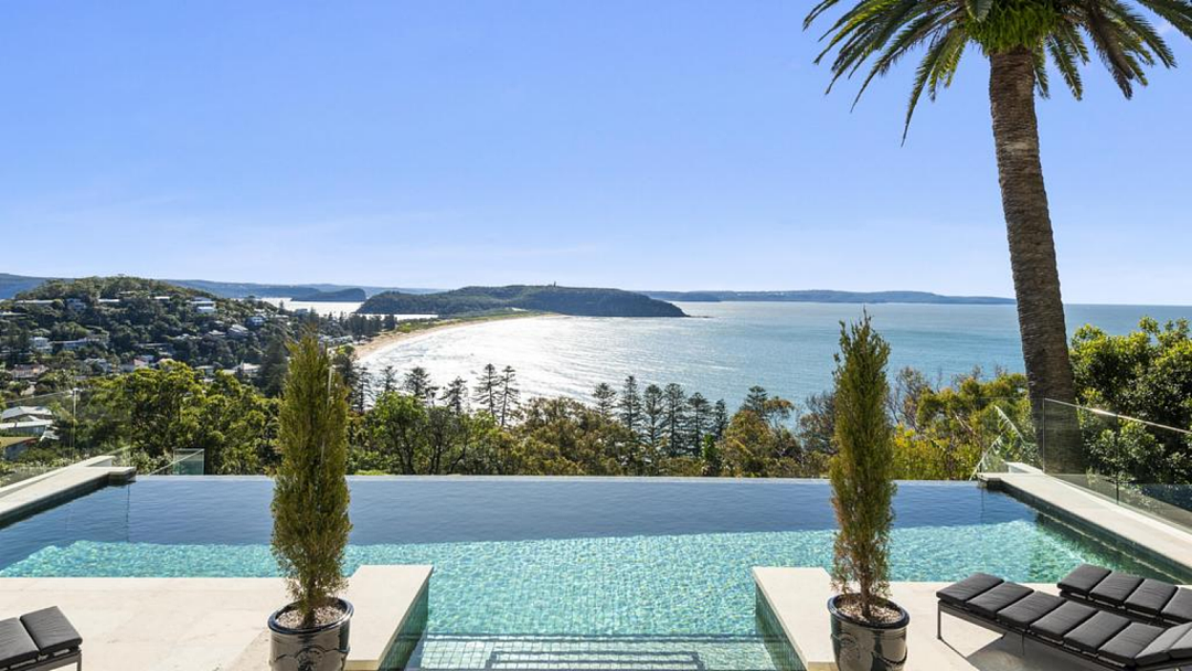 豪宅 | 悉尼最贵顶层公寓售价高达$1亿，海拔245米可俯瞰海港壮观全景！棕榈海滩豪华度假屋$2900万挂牌（组图） - 11
