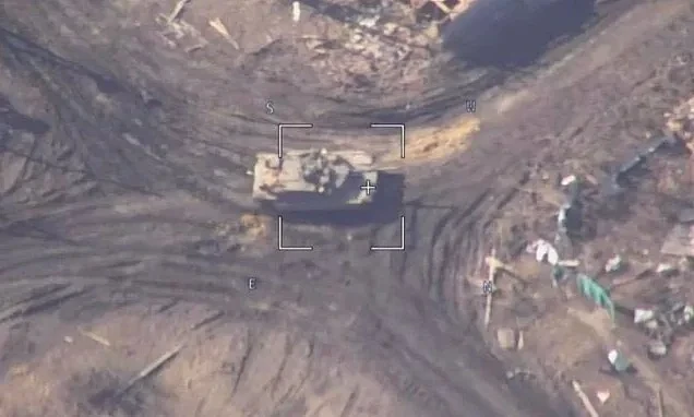 首次！俄军在前线摧毁乌军M1A1坦克，画面曝光（视频/图） - 1