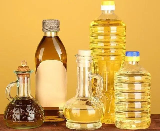 【健康】哪种油最不健康？是大豆油吗？医生坦言：这3种油才要少吃（组图） - 1
