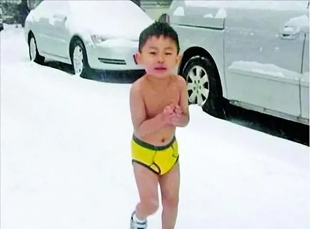 11年前，被父亲强迫在雪地裸跑的3岁小男孩，现在成就惊艳四方（组图） - 1