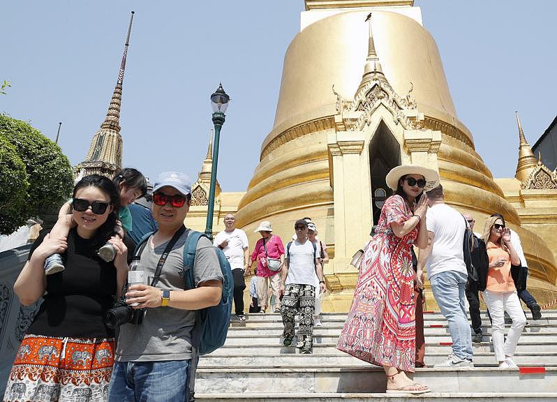 中泰永久互免签今生效，中国游客赴泰旅游增3成（图） - 1