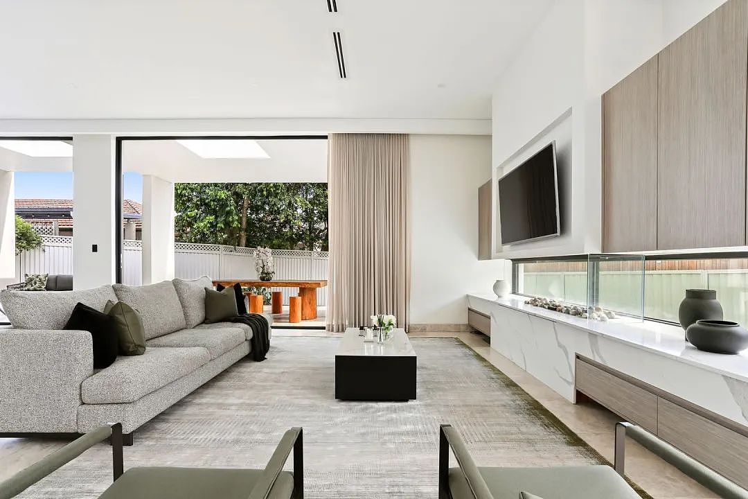 拍卖 | 悉尼五居室住宅受热捧！买家视频看房，$495万当场拿下（组图） - 4