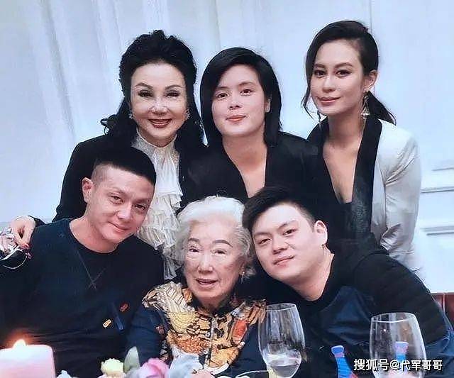 她是小婉君，嫁豪门生5子后丈夫爱上王祖贤，婆婆霸气给4亿离婚费（组图） - 6