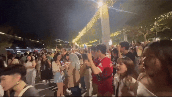 霉霉新加坡首场演唱会超燃！5万歌迷嗨翻全场，林俊杰也在现场（组图） - 16