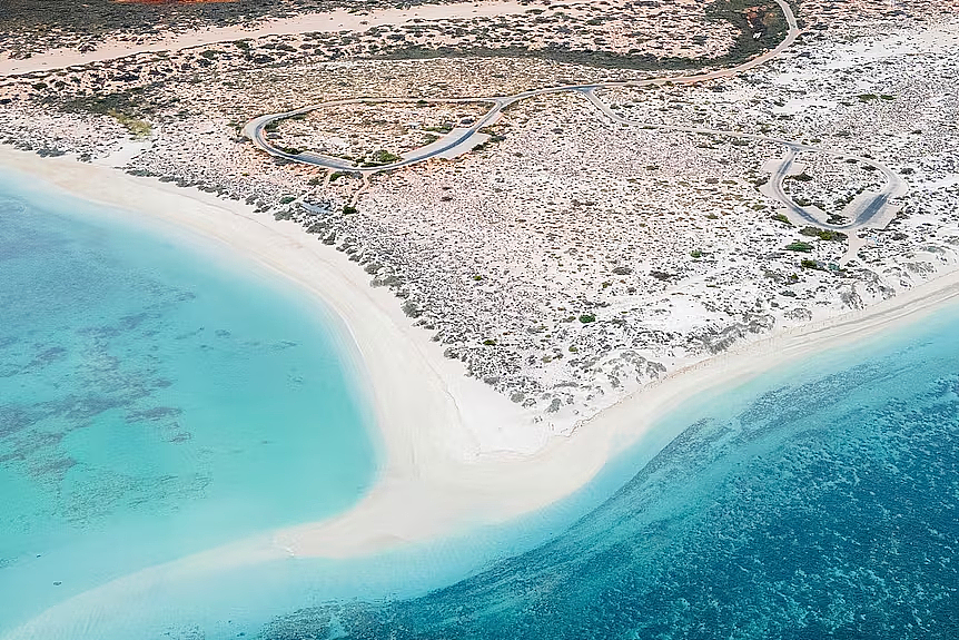 全球“最佳海滩”榜单出炉！澳洲多地上榜，这一海滩夺得榜首（组图） - 6