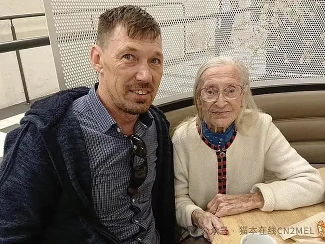 “我们精神上很有深度！”48岁男子爱上104岁澳洲老太，申请PR遭拒（组图） - 1