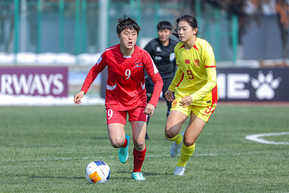 U20女足亚洲杯：中国1-1朝鲜！卢家玉进球被吹，霍悦欣超远吊射绝平（组图） - 1