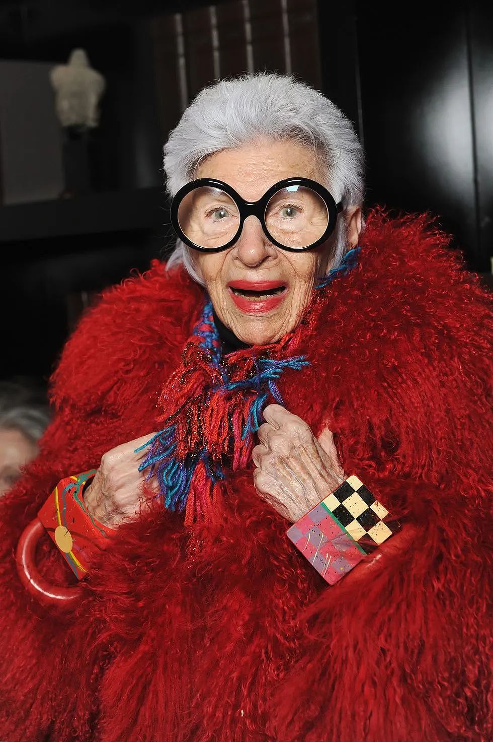 【时尚】102岁最时尚奶奶去世！网友：相比2000多件高定，我更羡慕她的爱情（组图） - 24