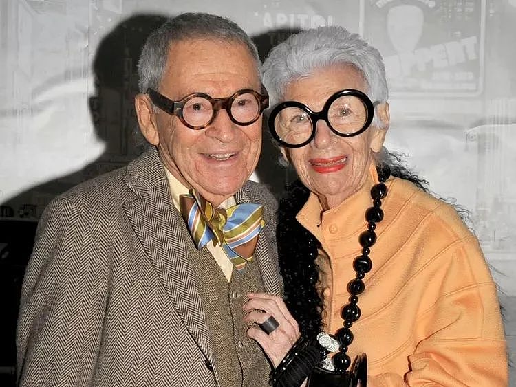 【时尚】102岁最时尚奶奶去世！网友：相比2000多件高定，我更羡慕她的爱情（组图） - 25
