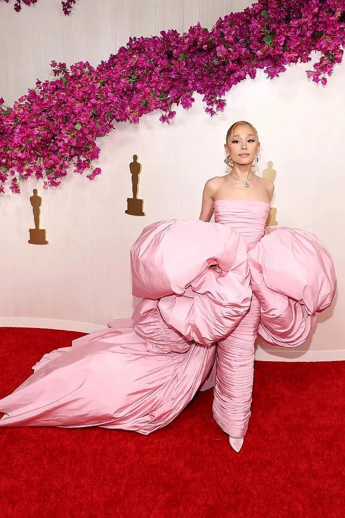 好莱坞女星集体回春？今天的奥斯卡红毯，怎么个个都美得不像人类​​…（组图） - 22