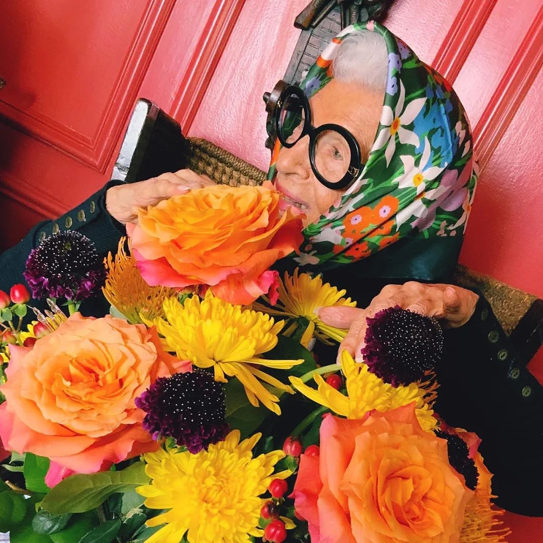 【时尚】102岁最时尚奶奶去世！网友：相比2000多件高定，我更羡慕她的爱情（组图） - 37