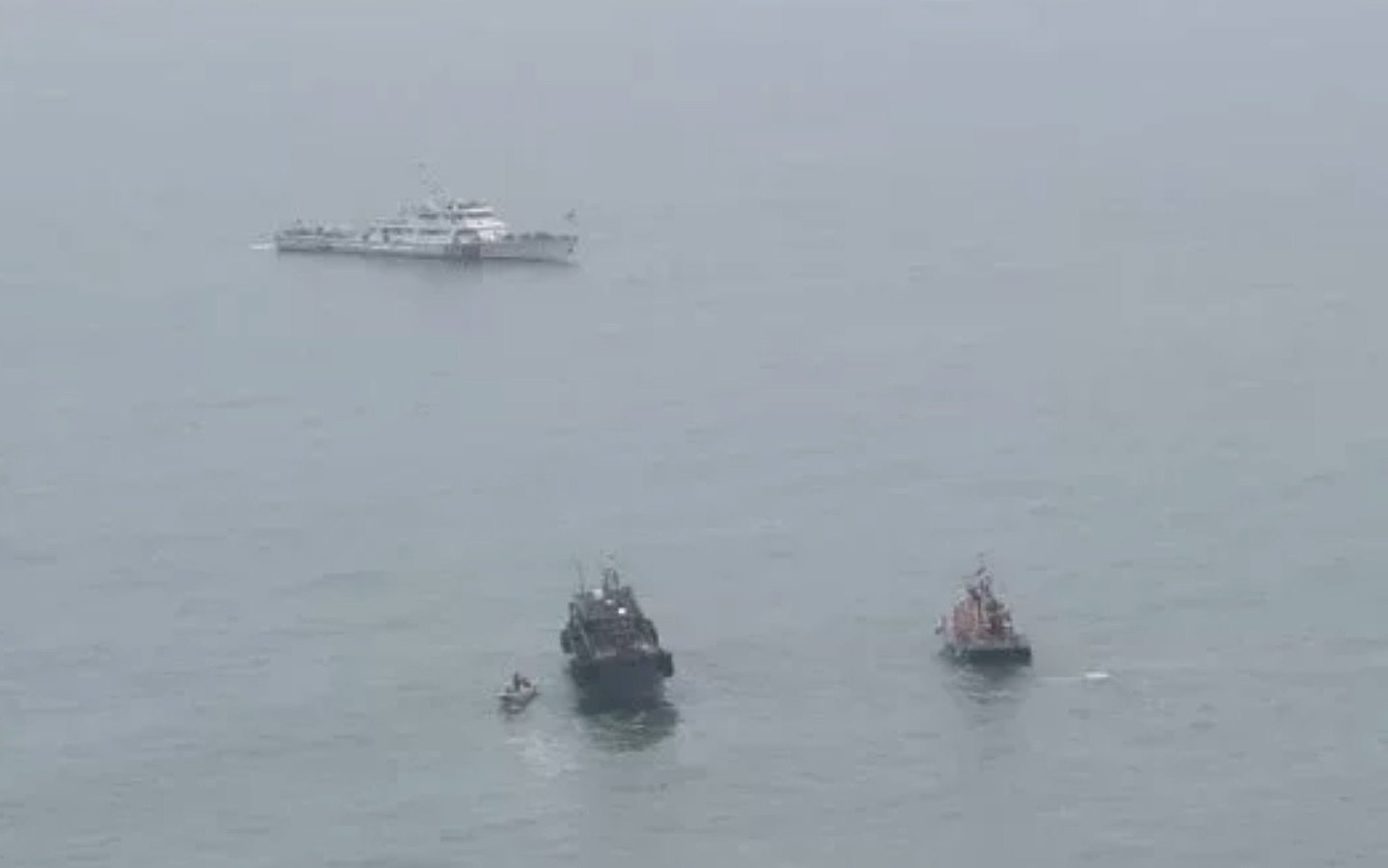 金门又一大陆渔船翻覆，6人落海2获救，2死2失踪，两岸联合搜救（图） - 2