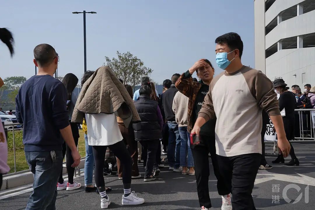 港人北上深圳消费热潮不减，香港商铺关闭潮再现（组图） - 6