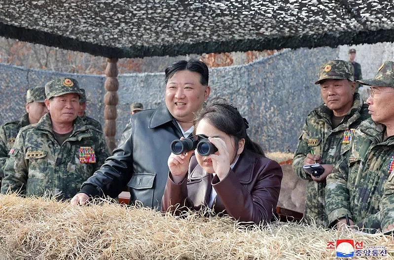 金正恩携爱女巡农场！北韩官媒称她“伟大领导人“（组图） - 2