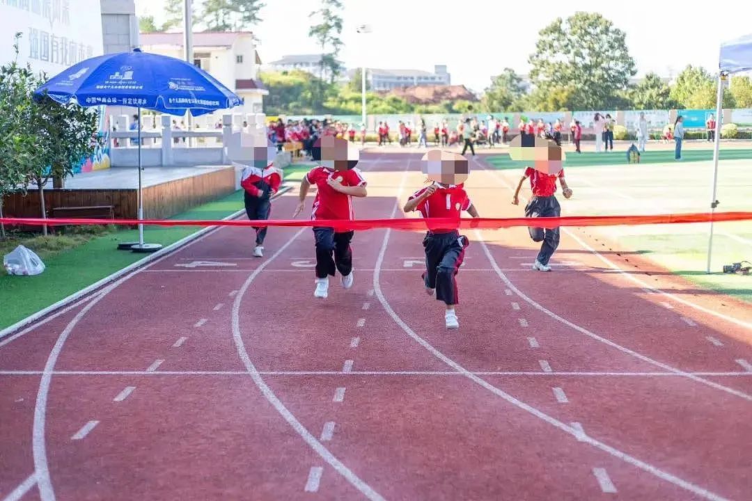 中小学生的霸凌和社交，为什么常常发生在厕所里？（组图） - 10