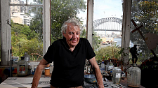交易 | 可俯瞰海港大桥和“秘密花园”，悉尼房产挂牌152天后售出！中介：海外买家兴趣浓，但...（组图）