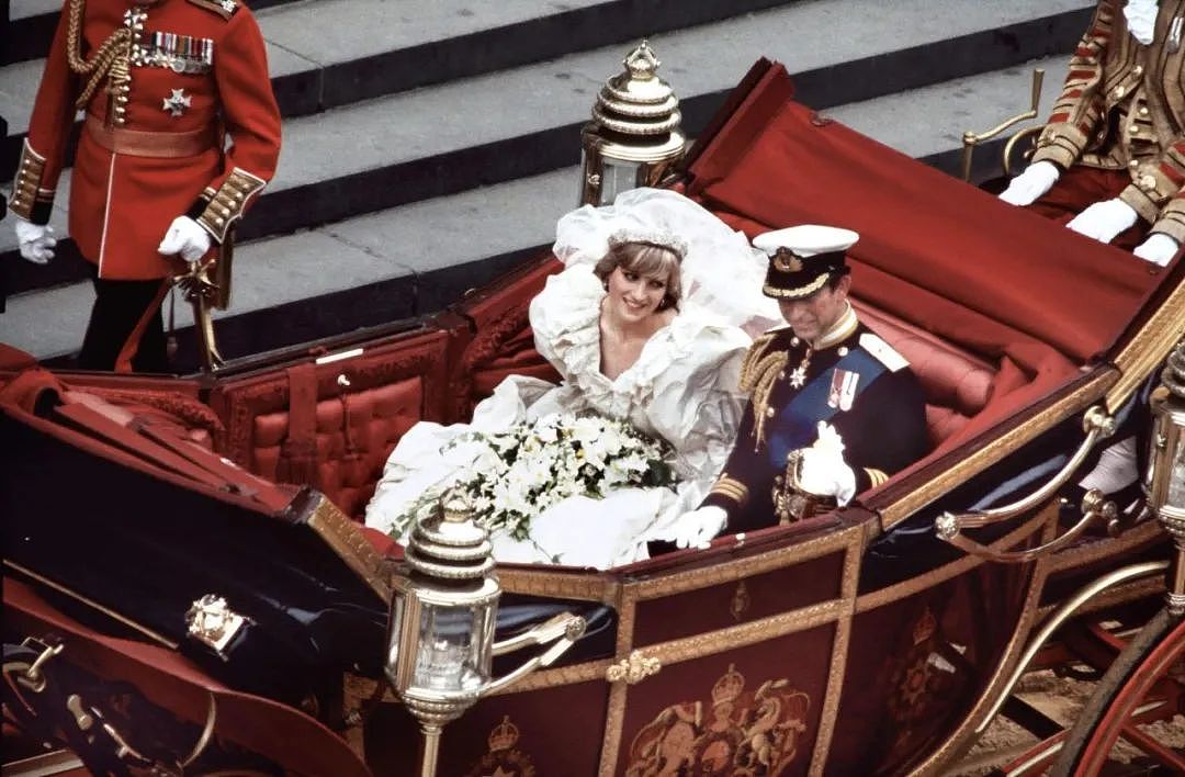 英国王室风波不断，她死在亿万婚姻中（组图） - 14