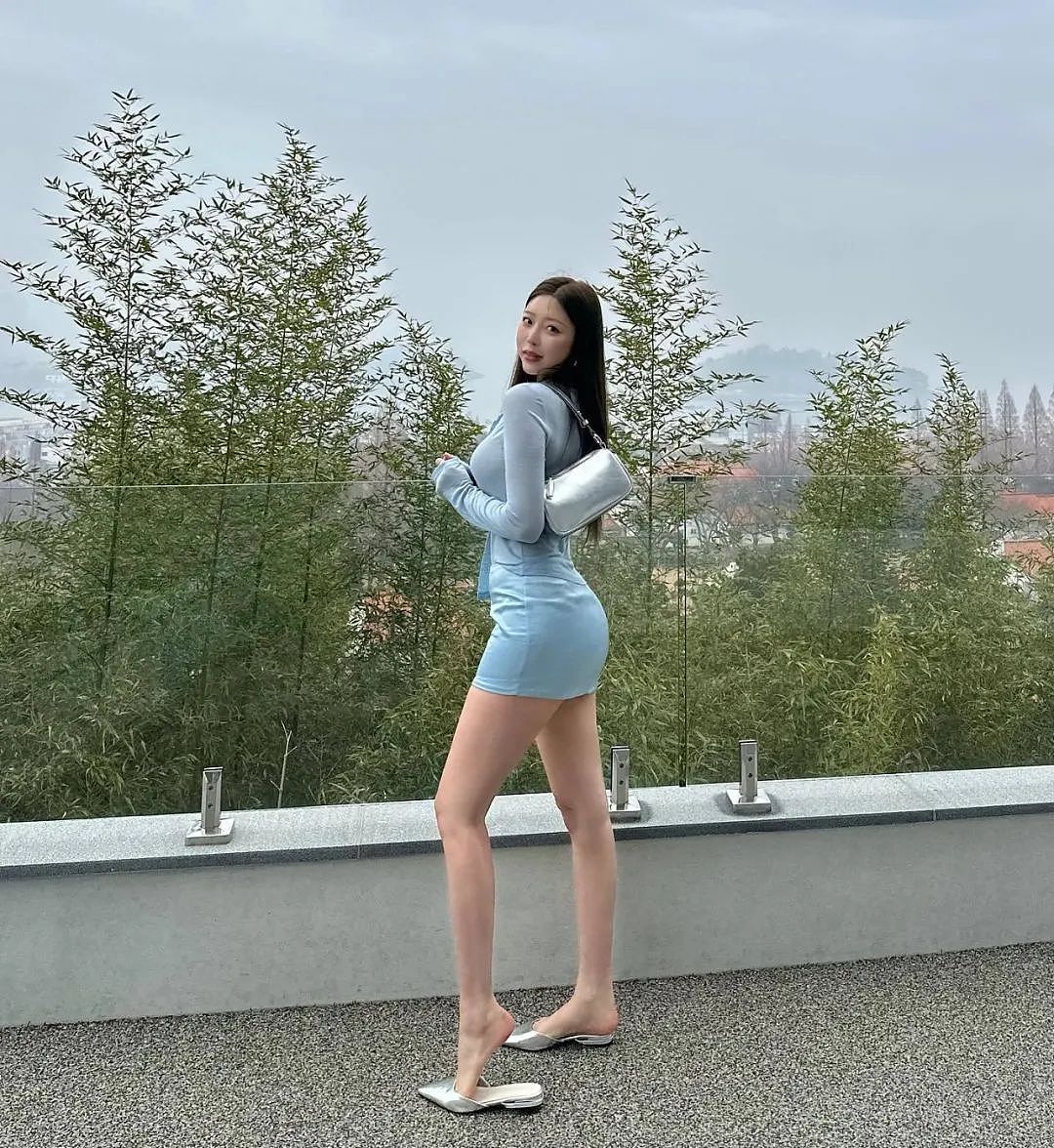 【美女】韩国顶级网红崔素美身材惹争议，晒出诊断书力证“天然美”（组图） - 23