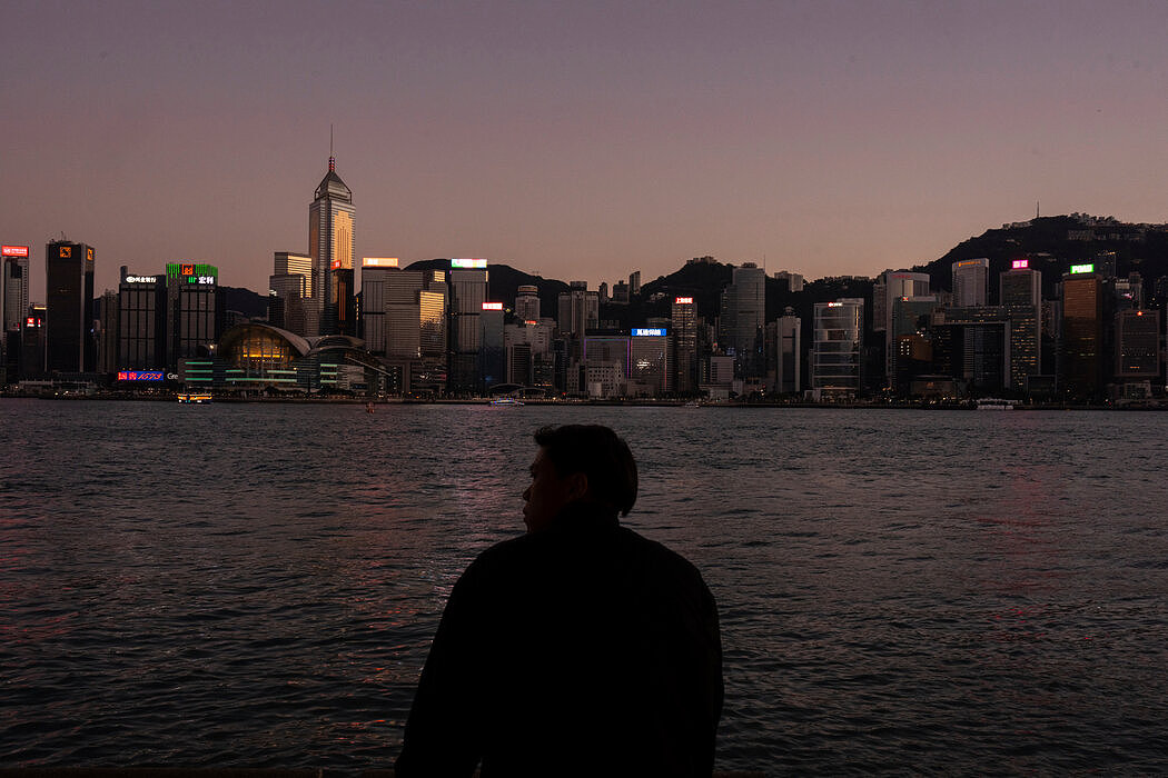 纽时：悲观蔓延、感觉就像“千刀万剐”：“23条”后香港何去何从（组图） - 1