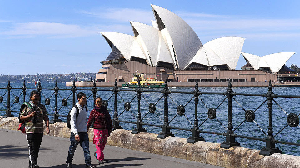 重磅！澳洲23日起收紧留学签证规定！中印菲移民人数料2年内减半（组图） - 4