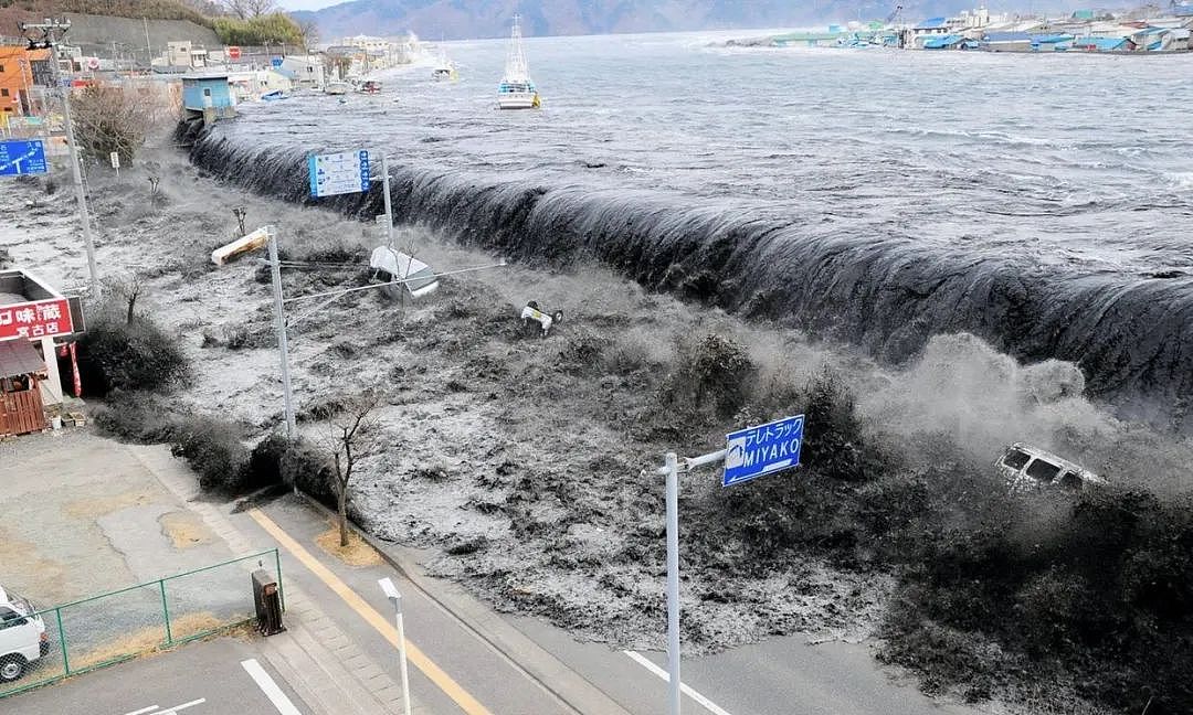 13年前灾难级大地震爆发时，这位在日中国人的一个决定，拯救了全日本的命运（组图） - 7