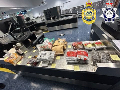 台湾男子在澳洲被捕！“21公斤毒品”藏酒瓶、茶叶闯关，最重判无期徒刑（组图） - 2