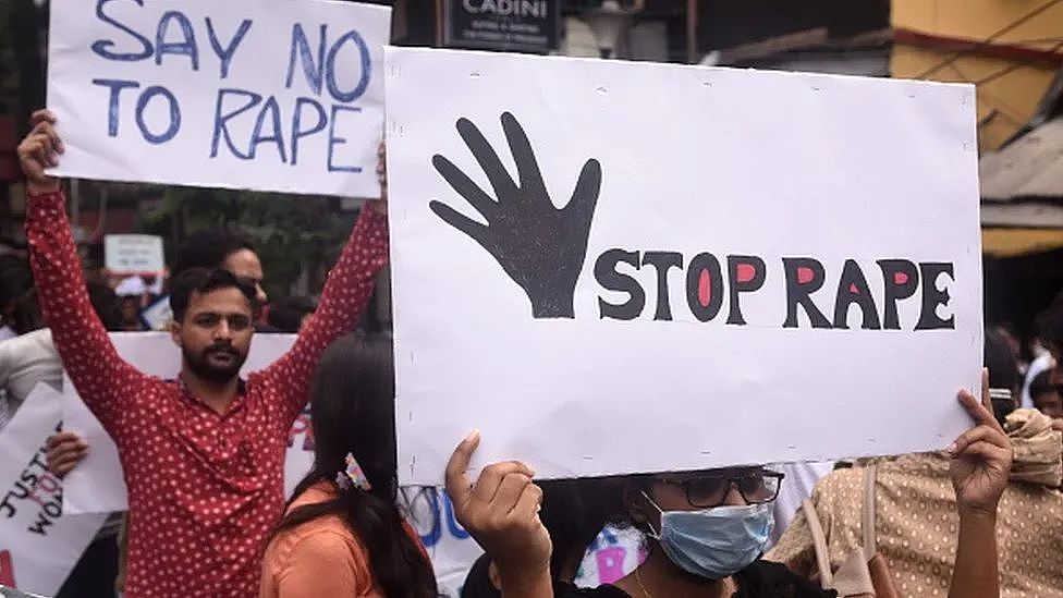 西班牙网红夫妇在印度被7人轮奸！印度为何以强奸“闻名于世”？（组图） - 17