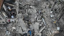 俄罗斯再次空袭基辅，摧毁建筑物并造成10人受伤（图）