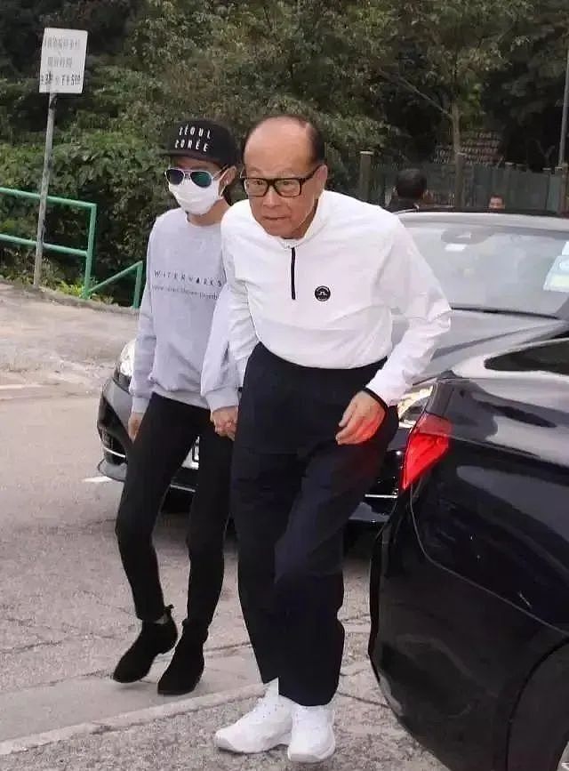 14岁李长治：李嘉诚亲自取名，遗传梁洛施好基因，能分百亿身家（组图） - 25