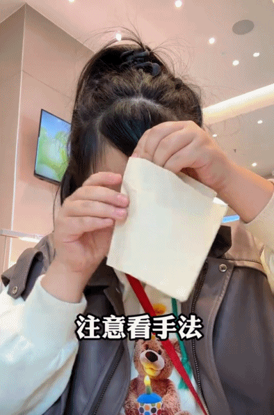中学女生统一发型“鲶鱼须”，让新一批老师气冒烟了（视频/组图） - 24