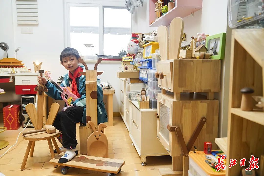 武汉小学生自己打家具，网友：上链接，想买！（组图） - 5
