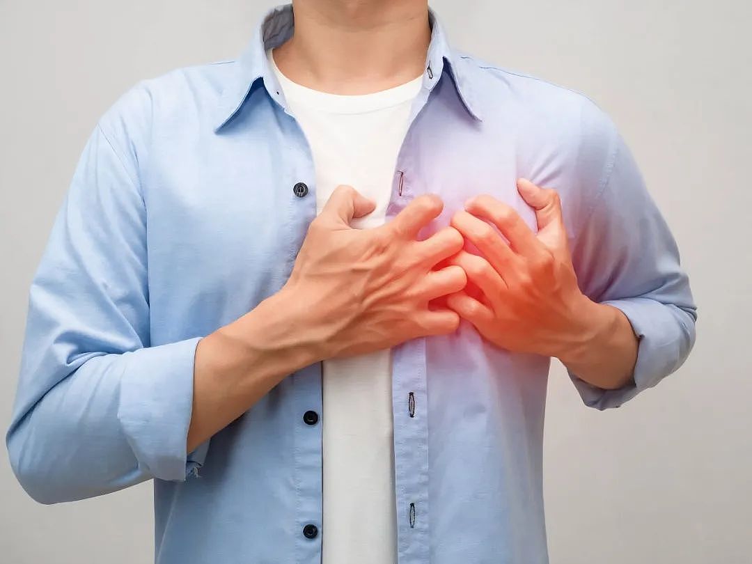 胸口突然“刺痛”几下，是心梗前兆吗？（组图） - 1