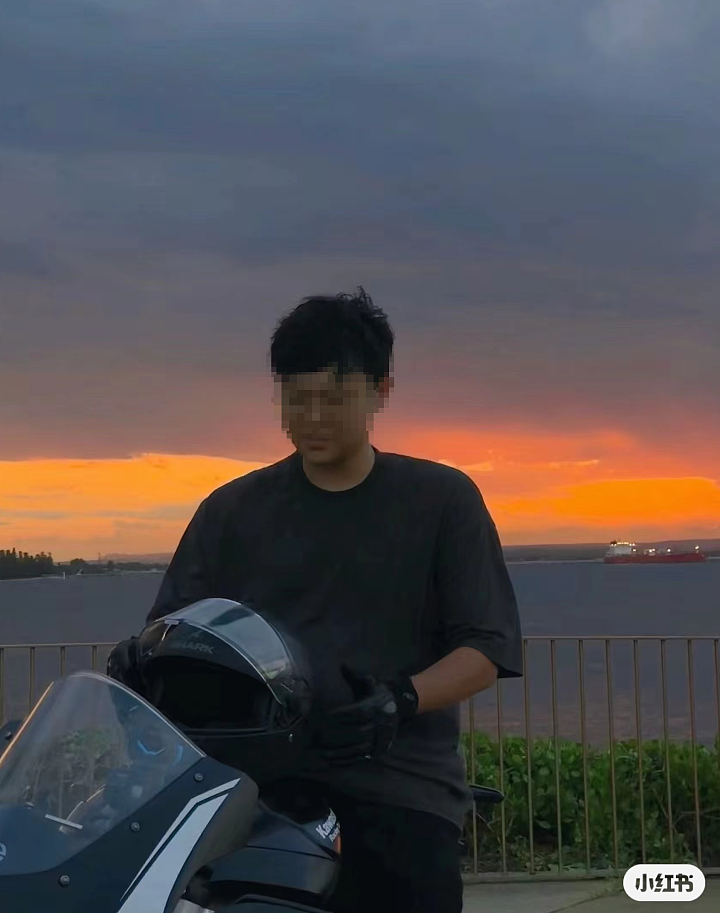 悲剧！20岁中国留学生在悉尼骑摩托撞电线杆身亡，刚入学不久（组图） - 2